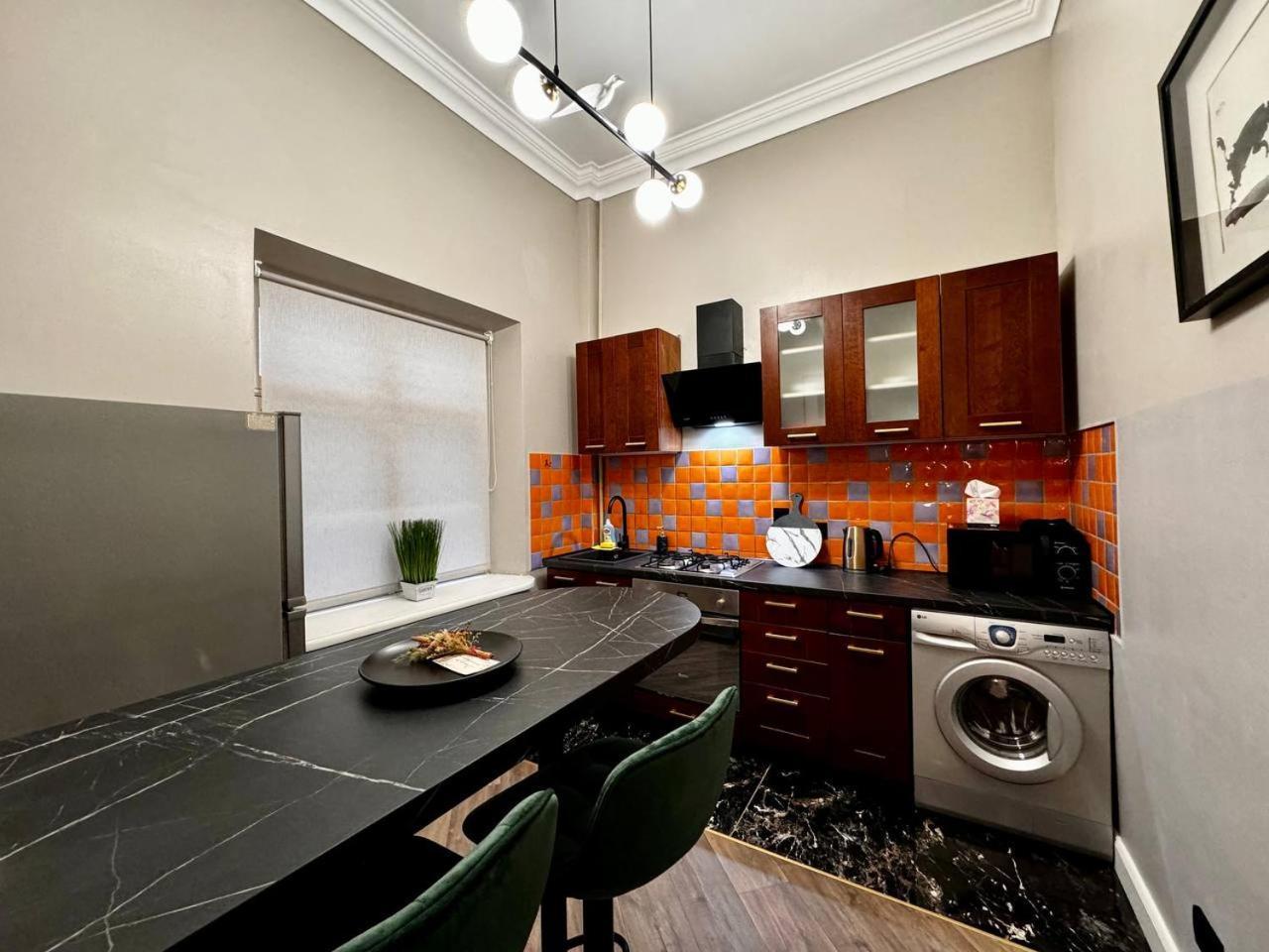 Deribasivska 10 Luxury Apartment Odesa Exterior foto